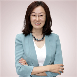 傅彤