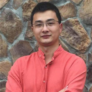 李大伟