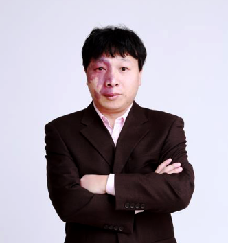 黄华容